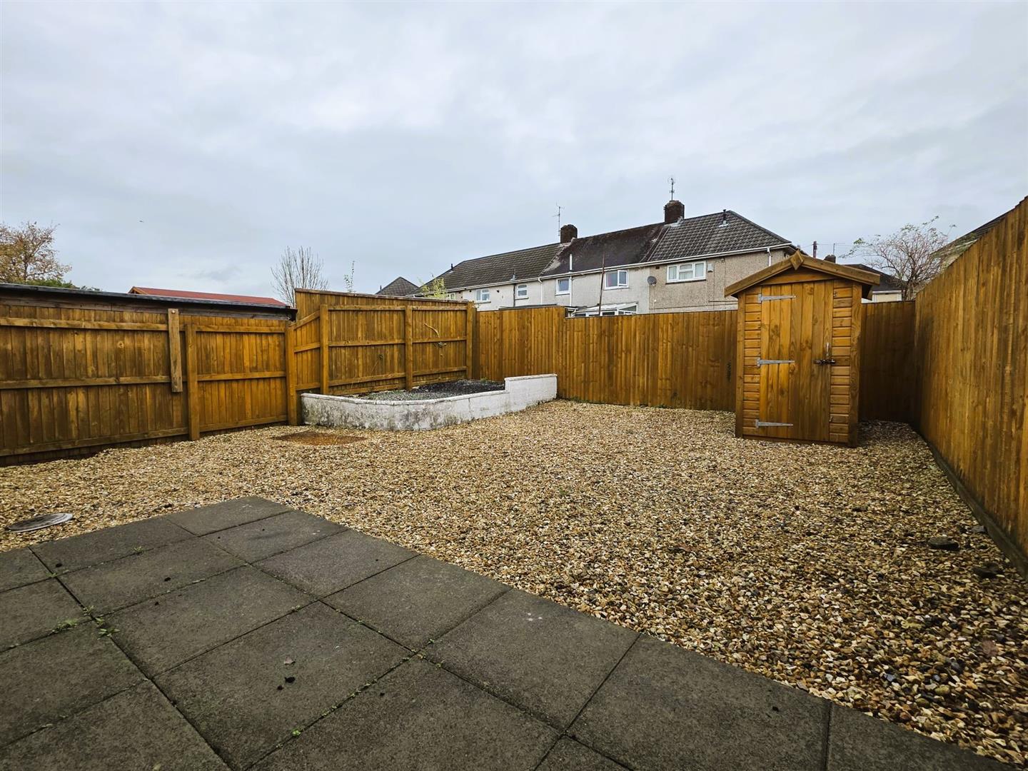 The Avenue, Llwynhendy